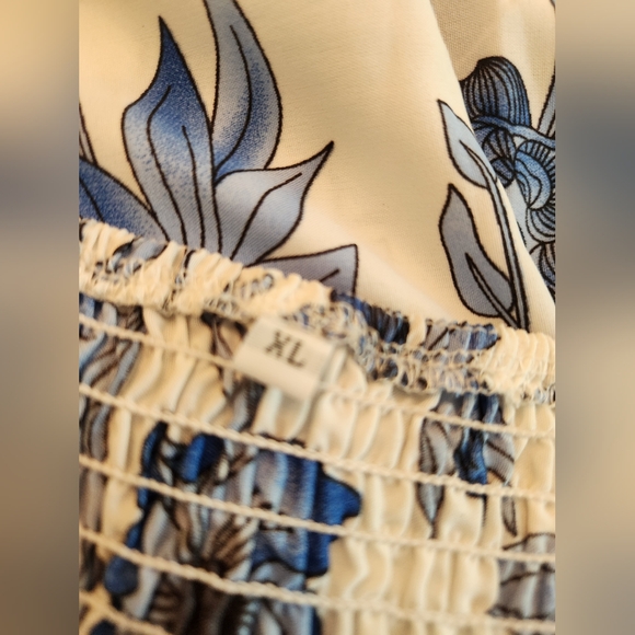 Blue Floral Sundress With Adjustable Tie Shoulders..like New! - Picture 2 of 6